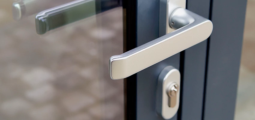 Broken Door Lock Cylinder Repair in Woodside, California