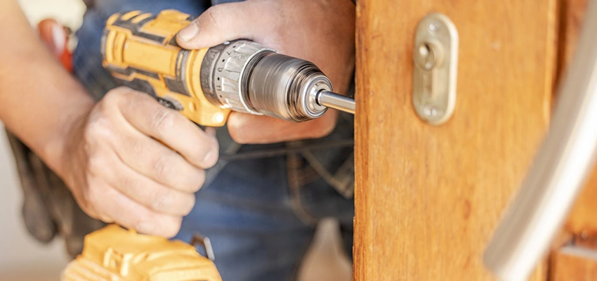 Eviction Locksmith in Woodside, California