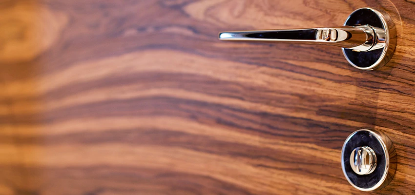 On Demand Locksmith For Key Fobs Repair in Woodside, California